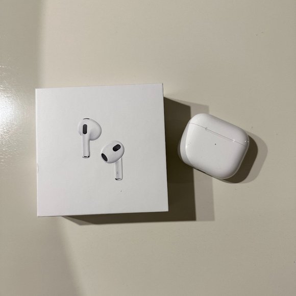 Airpods 3rd Generation - Picture 1 of 4